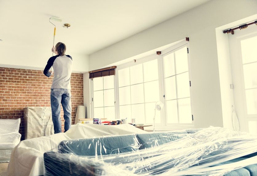 I’m a DIYer, But When Should I Call in a Professional San Diego House Painter?