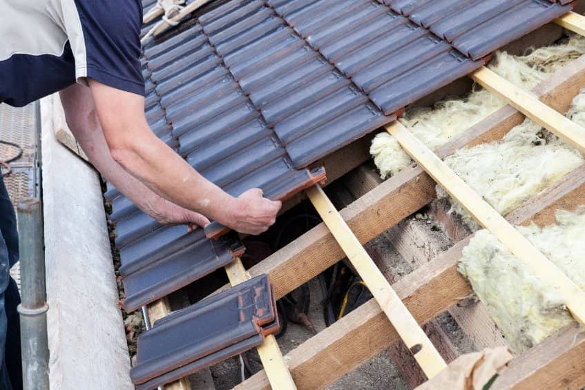 Is Your Roof About to Collapse? Advice from our Roofing Pros
