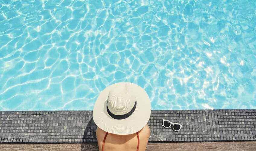 How Do I Find a Reliable Pool Service Company in Temecula?